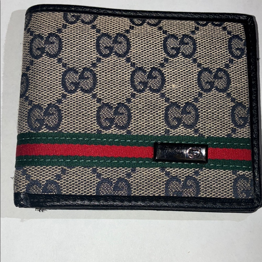 Gucci Beige and Black GG Wallet with Red and Green Stripe